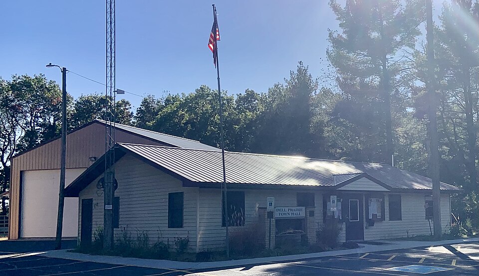 Town hall, Adams County, Wisconsin