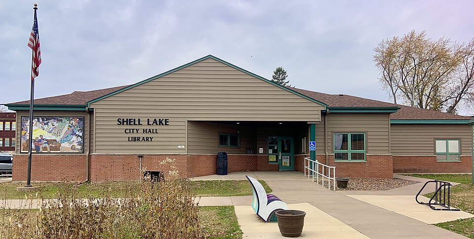 Shell Lake — Shell Lake City Hall, Washburn County, Wisconsin