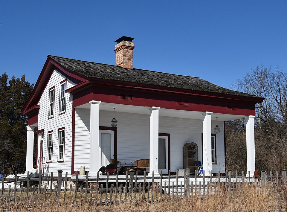 Dr. Alfred L. Castleman House, Waukesha County, Wisconsin