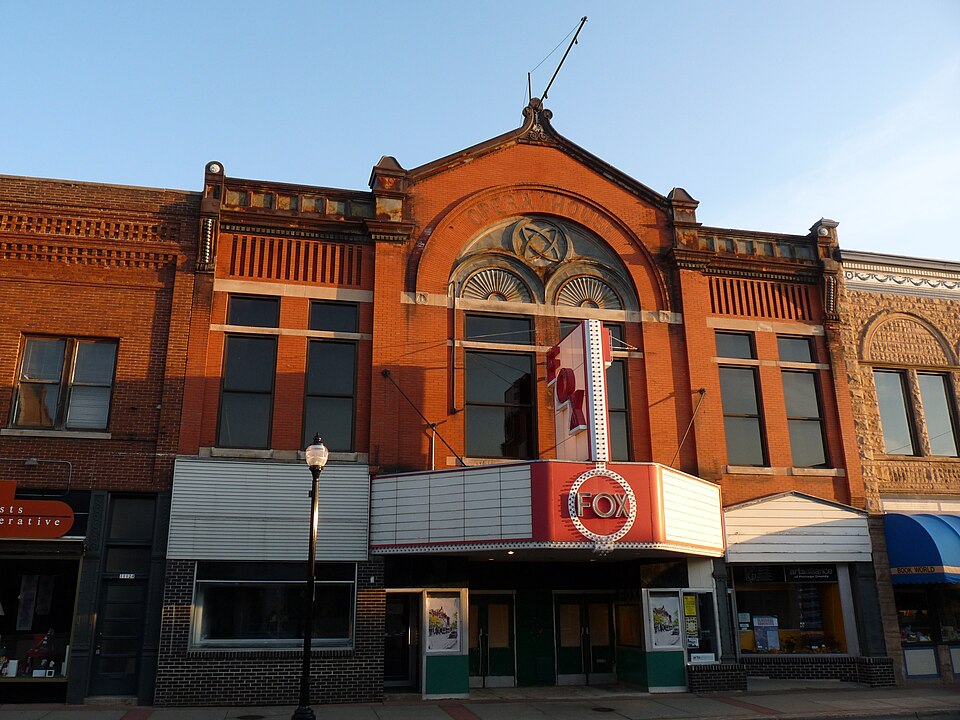 Fox Theater, Portage County, Wisconsin
