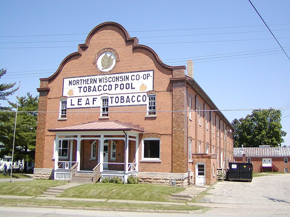Viroqua — Tobacco building, Vernon County, Wisconsin